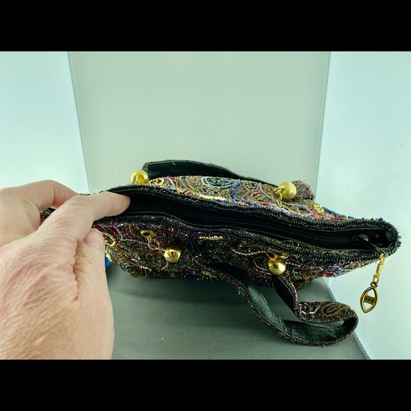 Vintage Warren Reed medium size beaded evening handbag! - Picture 5 of 13